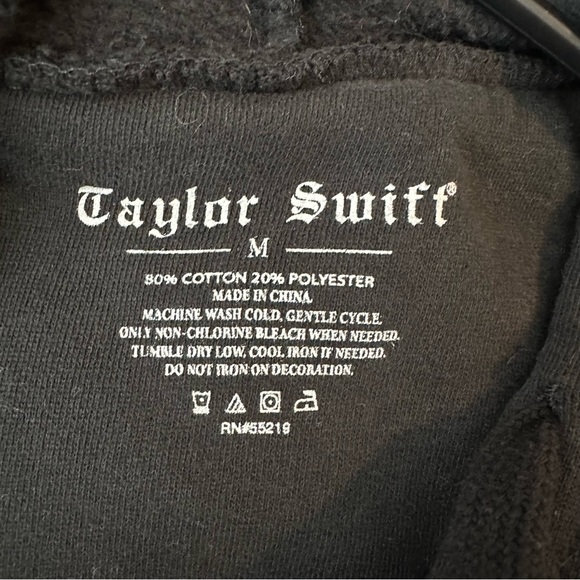*SOLD* Reputation hoodie - Picture 3 of 5